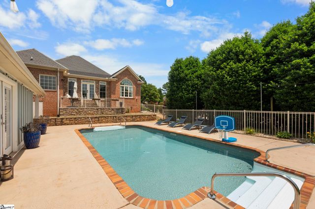 223 Tuscan Ridge Trail, Inman, SC 29349