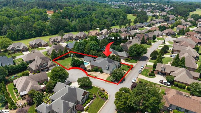 223 Tuscan Ridge Trail, Inman, SC 29349
