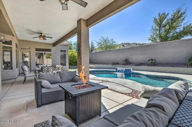17977 W HUBBARD Drive, Goodyear, AZ 85338