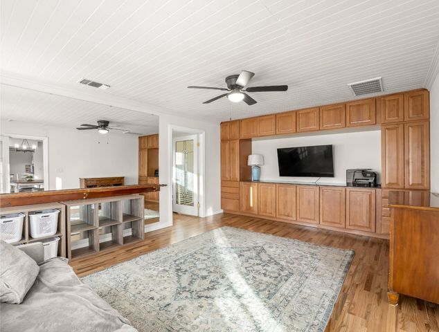 22452 Goldrush Lane, Clovis, CA 93619