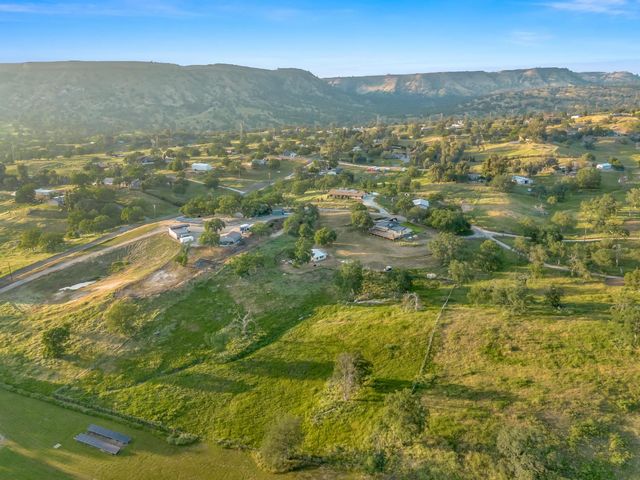 22452 Goldrush Lane, Clovis, CA 93619