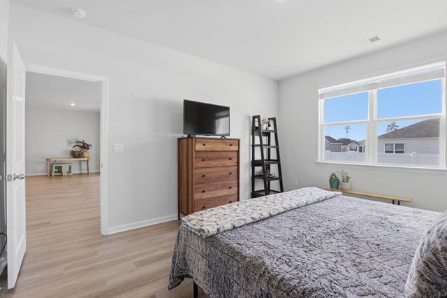 1838 Castlebay Dr., Conway, SC 29526