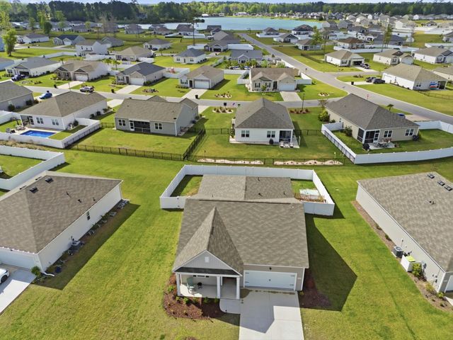 1838 Castlebay Dr., Conway, SC 29526