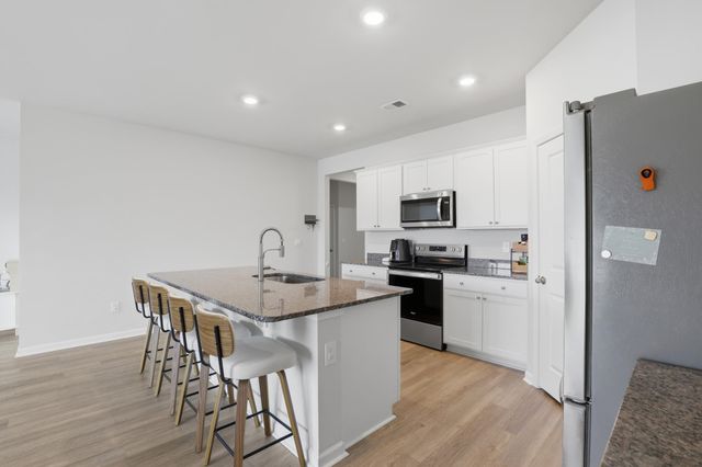 1838 Castlebay Dr., Conway, SC 29526