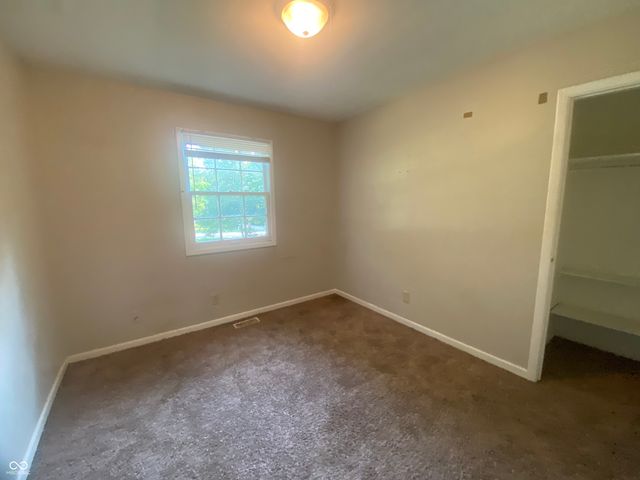 667 E Edgewood Avenue, Indianapolis, IN 46227