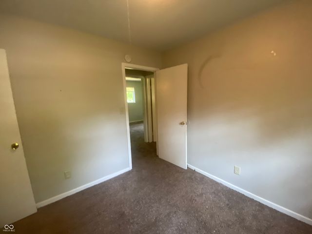 667 E Edgewood Avenue, Indianapolis, IN 46227