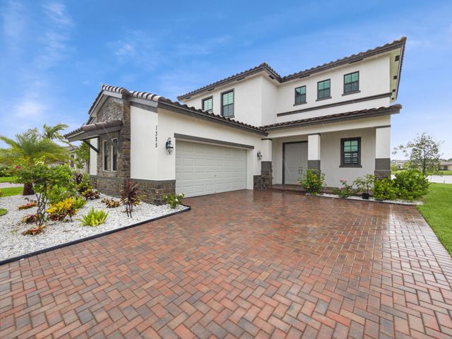 1325 Whitcombe Drive, Royal Palm Beach, FL 33411