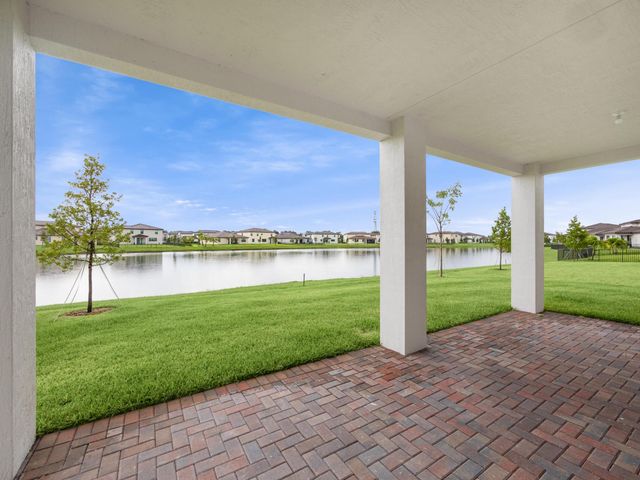 1325 Whitcombe Drive, Royal Palm Beach, FL 33411