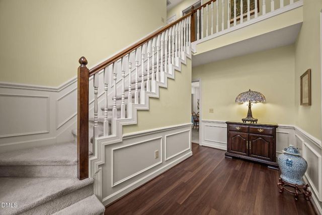 300 W Kirkfield Drive, Cary, NC 27518