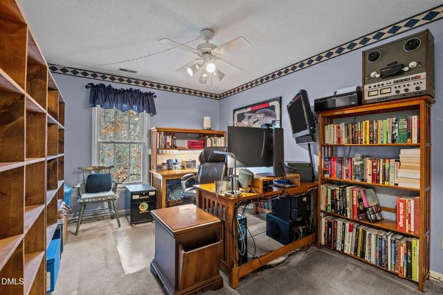 300 W Kirkfield Drive, Cary, NC 27518