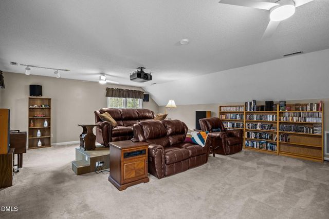 300 W Kirkfield Drive, Cary, NC 27518