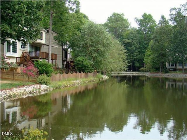 300 W Kirkfield Drive, Cary, NC 27518