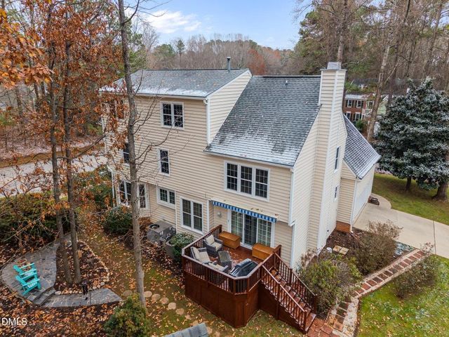 300 W Kirkfield Drive, Cary, NC 27518