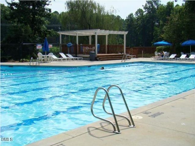 300 W Kirkfield Drive, Cary, NC 27518