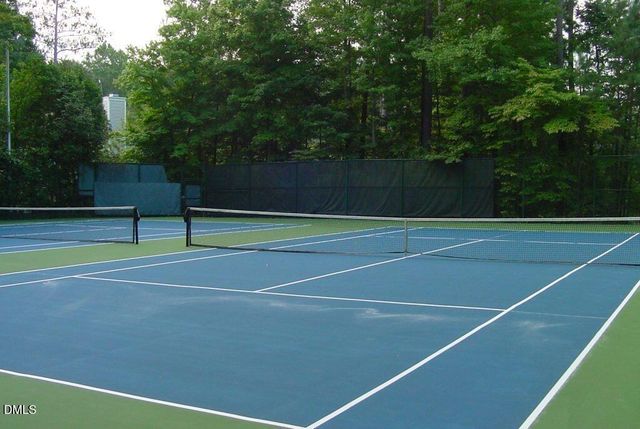 300 W Kirkfield Drive, Cary, NC 27518