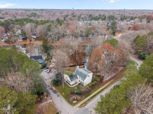 300 W Kirkfield Drive, Cary, NC 27518