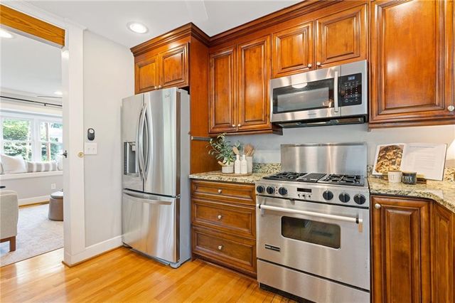639 Scott Circle, Decatur, GA 30033