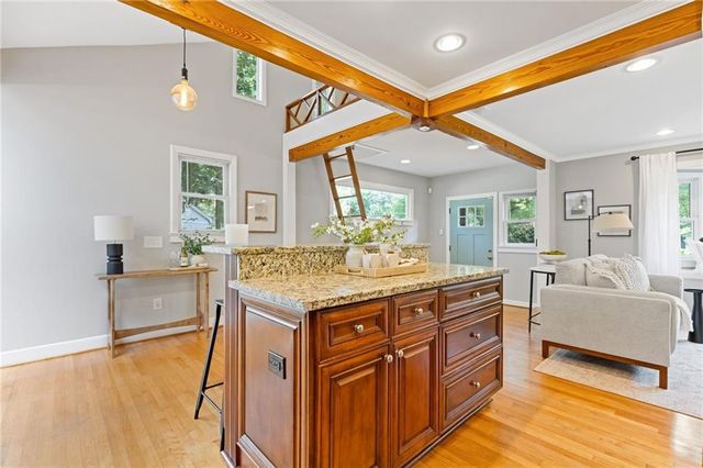 639 Scott Circle, Decatur, GA 30033