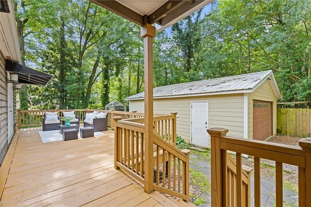 639 Scott Circle, Decatur, GA 30033
