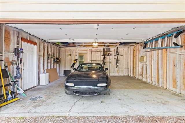 639 Scott Circle, Decatur, GA 30033