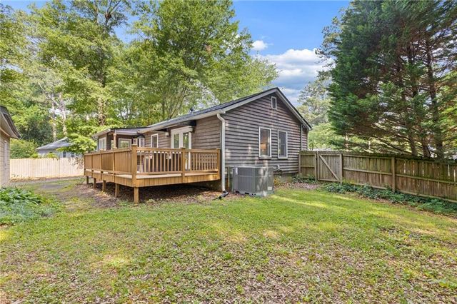 639 Scott Circle, Decatur, GA 30033