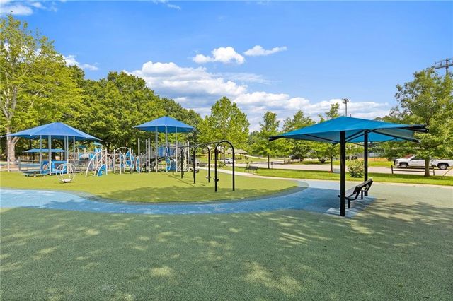 639 Scott Circle, Decatur, GA 30033