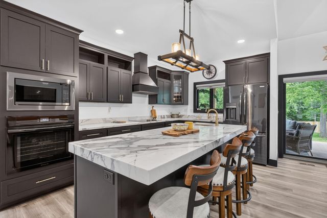 2855 S Dearing Road, Spring Arbor, MI 49283