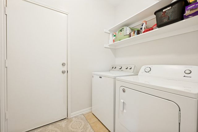 221 Cimarron Trail 2, Irving, TX 75063