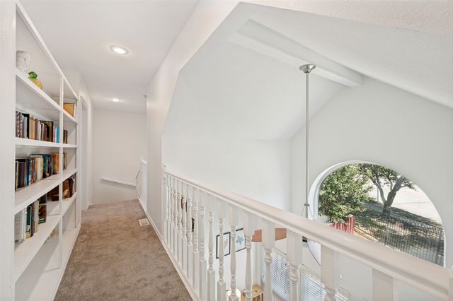 221 Cimarron Trail 2, Irving, TX 75063