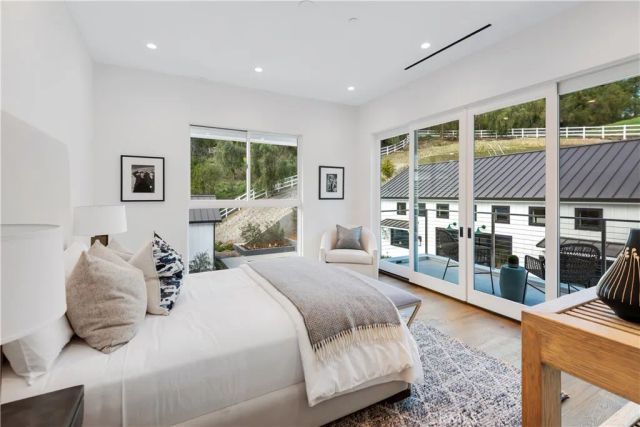 25057 Lewis and Clark Road, Hidden Hills, CA 91302