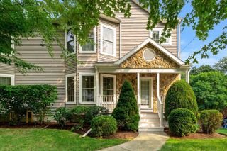 188 E Central St 188, Natick, MA 01760