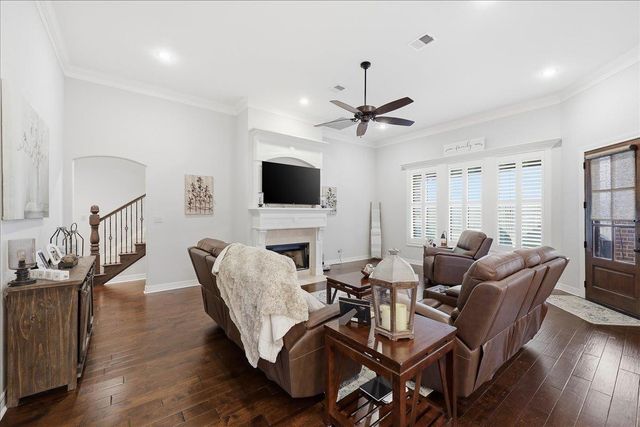 302 Spring Brook Court Court, Lumberton, TX 77657