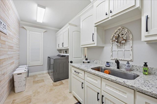 302 Spring Brook Court Court, Lumberton, TX 77657