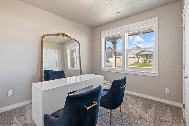 1101 S Pillar Rock Dr, Spokane, WA 99224