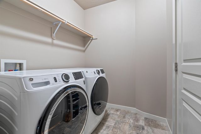 1101 S Pillar Rock Dr, Spokane, WA 99224