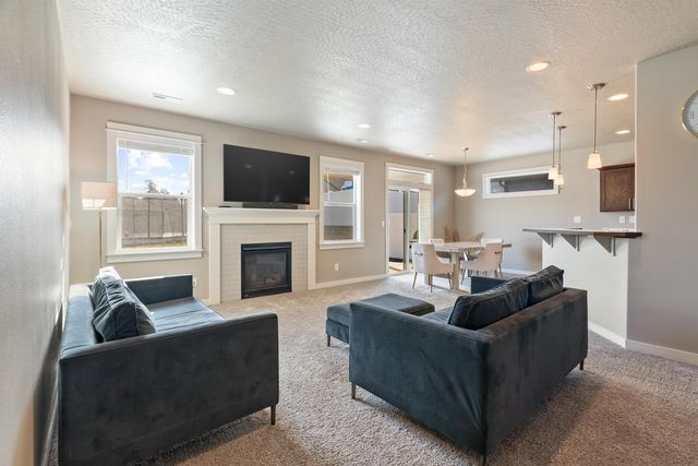 1101 S Pillar Rock Dr, Spokane, WA 99224