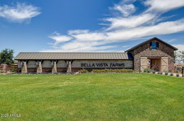 3242 E VALLEYHIGH Trail, San Tan Valley, AZ 85143