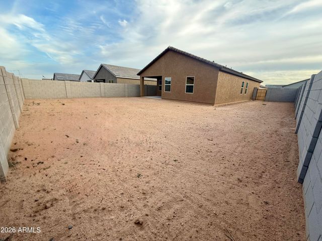 3242 E VALLEYHIGH Trail, San Tan Valley, AZ 85143