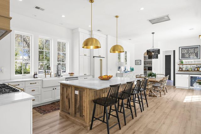 641 Palmetto Street, Mount Pleasant, SC 29464