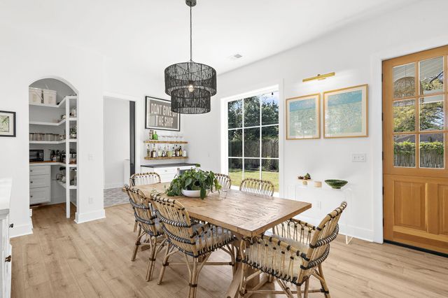 641 Palmetto Street, Mount Pleasant, SC 29464