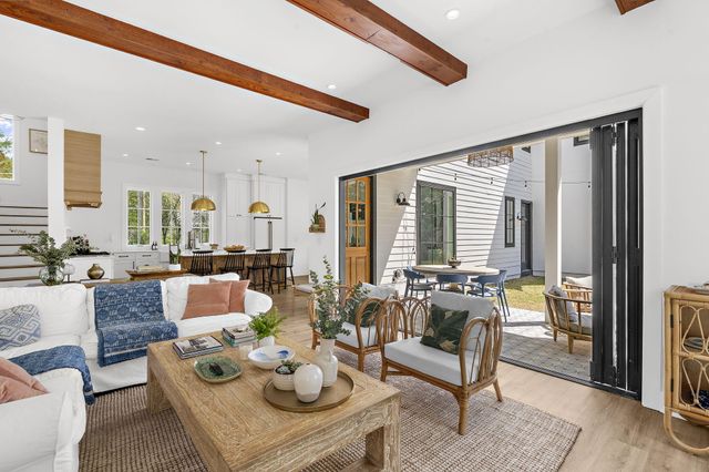 641 Palmetto Street, Mount Pleasant, SC 29464