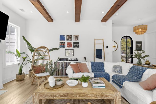 641 Palmetto Street, Mount Pleasant, SC 29464