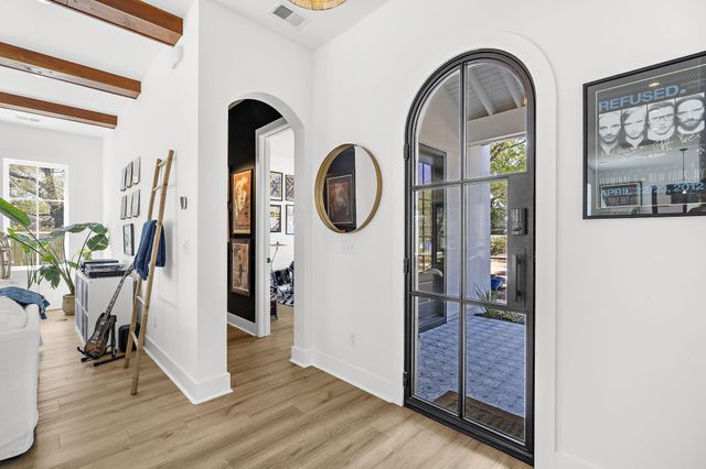 641 Palmetto Street, Mount Pleasant, SC 29464