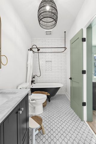 641 Palmetto Street, Mount Pleasant, SC 29464