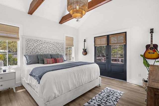 641 Palmetto Street, Mount Pleasant, SC 29464