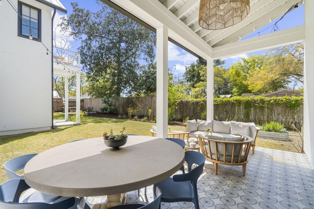 641 Palmetto Street, Mount Pleasant, SC 29464