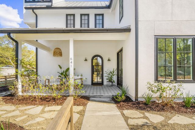 641 Palmetto Street, Mount Pleasant, SC 29464