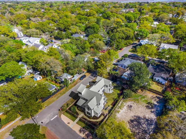 641 Palmetto Street, Mount Pleasant, SC 29464