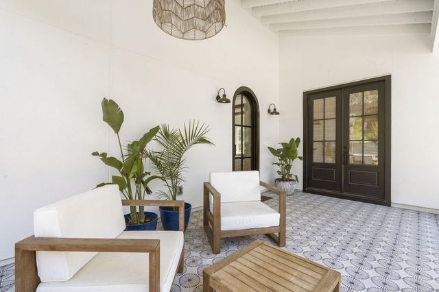 641 Palmetto Street, Mount Pleasant, SC 29464