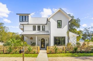 641 Palmetto Street, Mount Pleasant, SC 29464